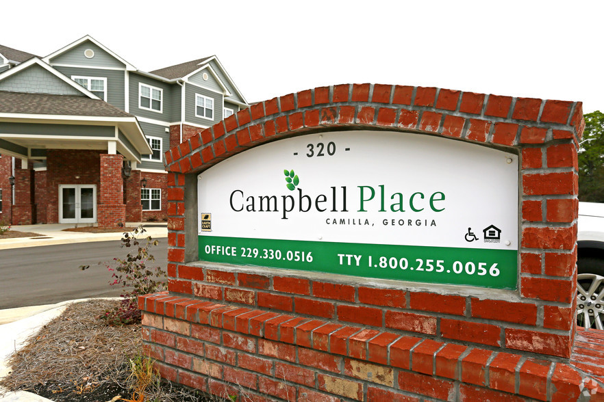 campbell-place-sign